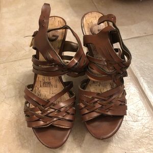 G by Guess wedges